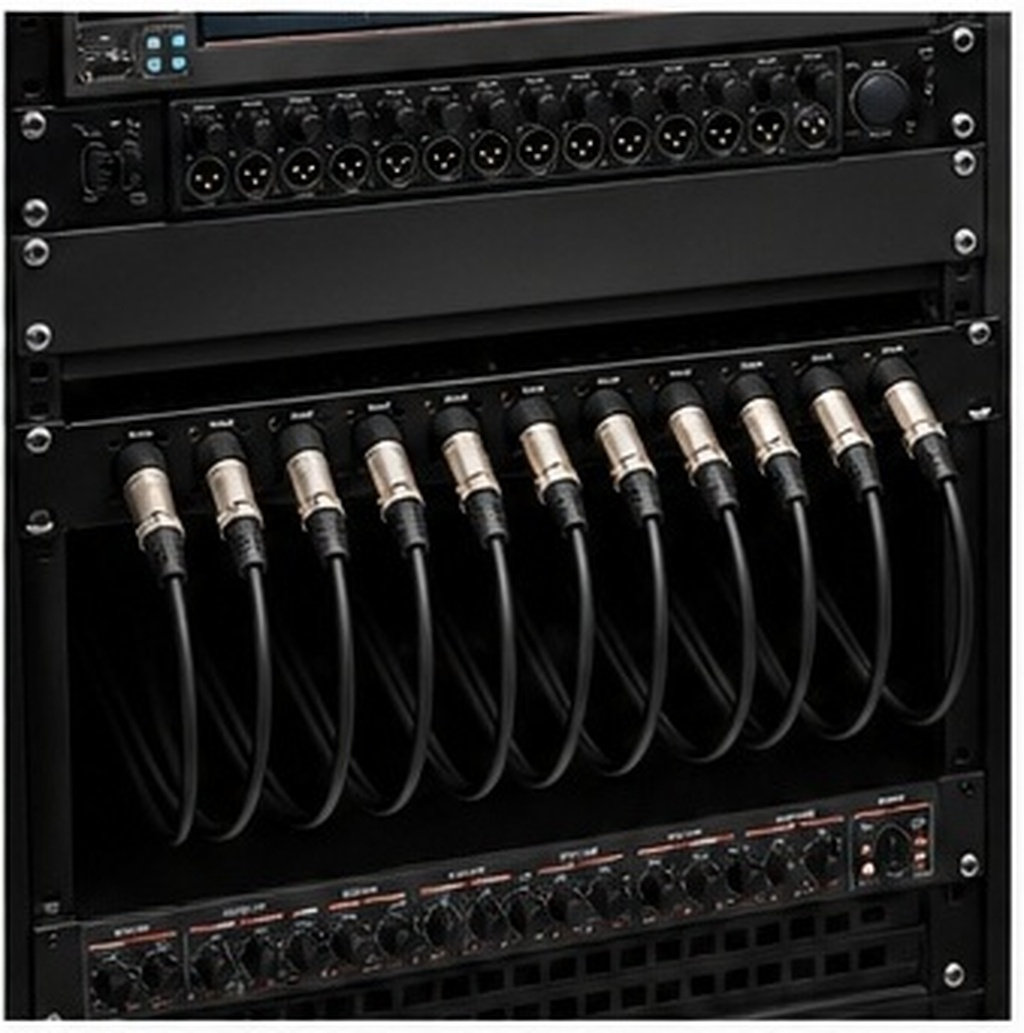 12 Port Hinged Rack Mount Audi - Cable Organizer recension och pris